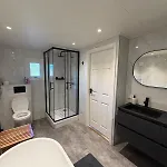 Luxe 8-persoons Veluwe Wellness Met Prive Jacuzzi & Sauna - Gemeenschappelijk Zwembad - شقة *
