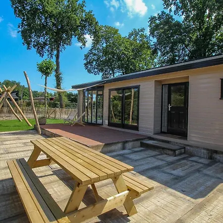 شقة Luxury 8-person Wellness - Private Jacuzzi & Sauna - Airco - Fenced Garden - Veluwe