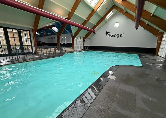 アパート Luxe 8-persoons Veluwe Wellness Met Prive Jacuzzi & Sauna - Gemeenschappelijk Zwembad - フォールトハイゼン